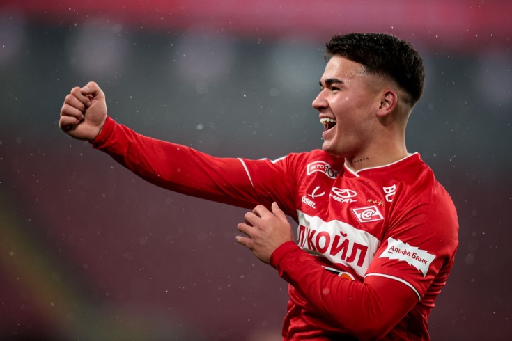 以其丰厚的 以其丰厚的