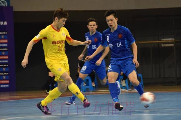 2018-2019赛季五超联赛大幕落下 深圳南岭铁狼队卫冕联赛冠军 2018-2019赛季五超联赛大幕落下 深圳南岭铁狼队卫冕联赛冠军